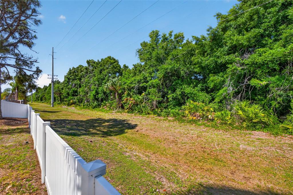 8525 Heyward Road Tampa, FL 33635 - Photo 30 of 39