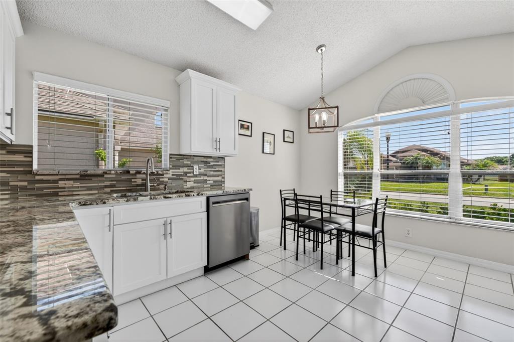 8525 Heyward Road Tampa, FL 33635 - Photo 10 of 39