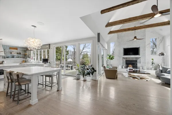 $3,950,000 | 617 South Garfield Street, Hinsdale, IL 60521