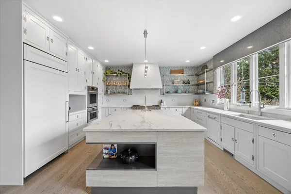 $3,950,000 | 617 South Garfield Street, Hinsdale, IL 60521