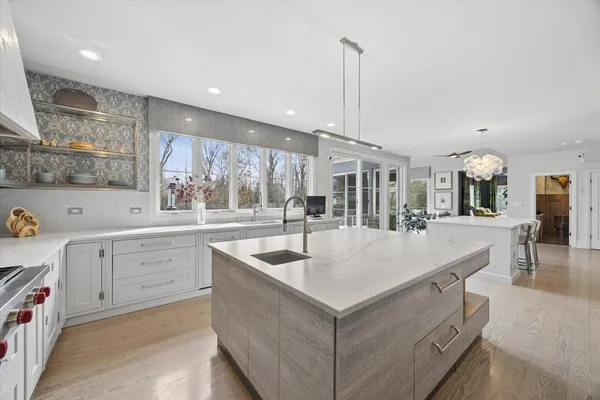 $3,950,000 | 617 South Garfield Street, Hinsdale, IL 60521