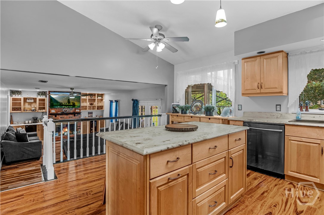 138 Thornhill Drive Brunswick, GA 31525 - Photo 25 of 33