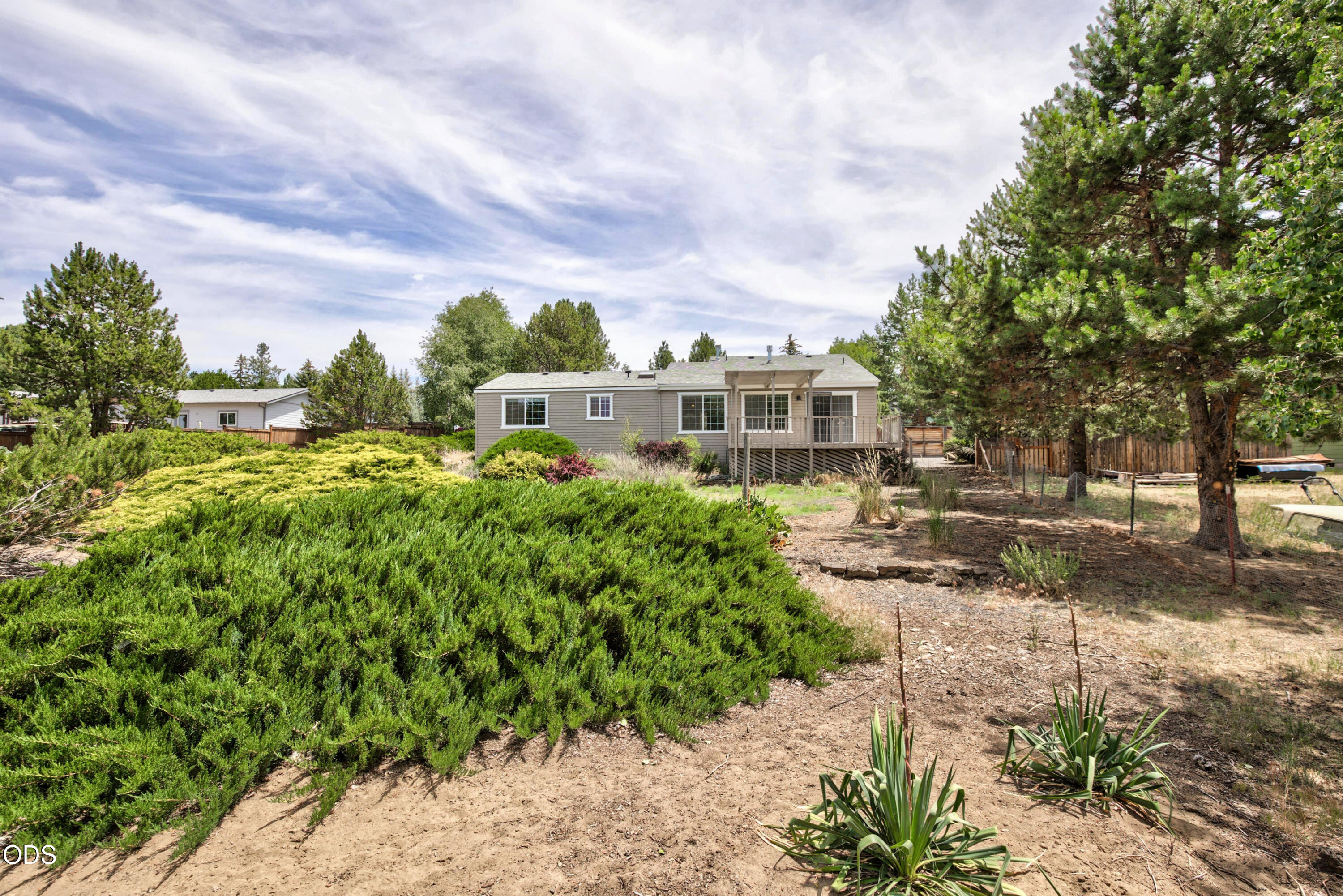 61145 Ladera Road Bend, OR 97702 - Photo 11 of 37
