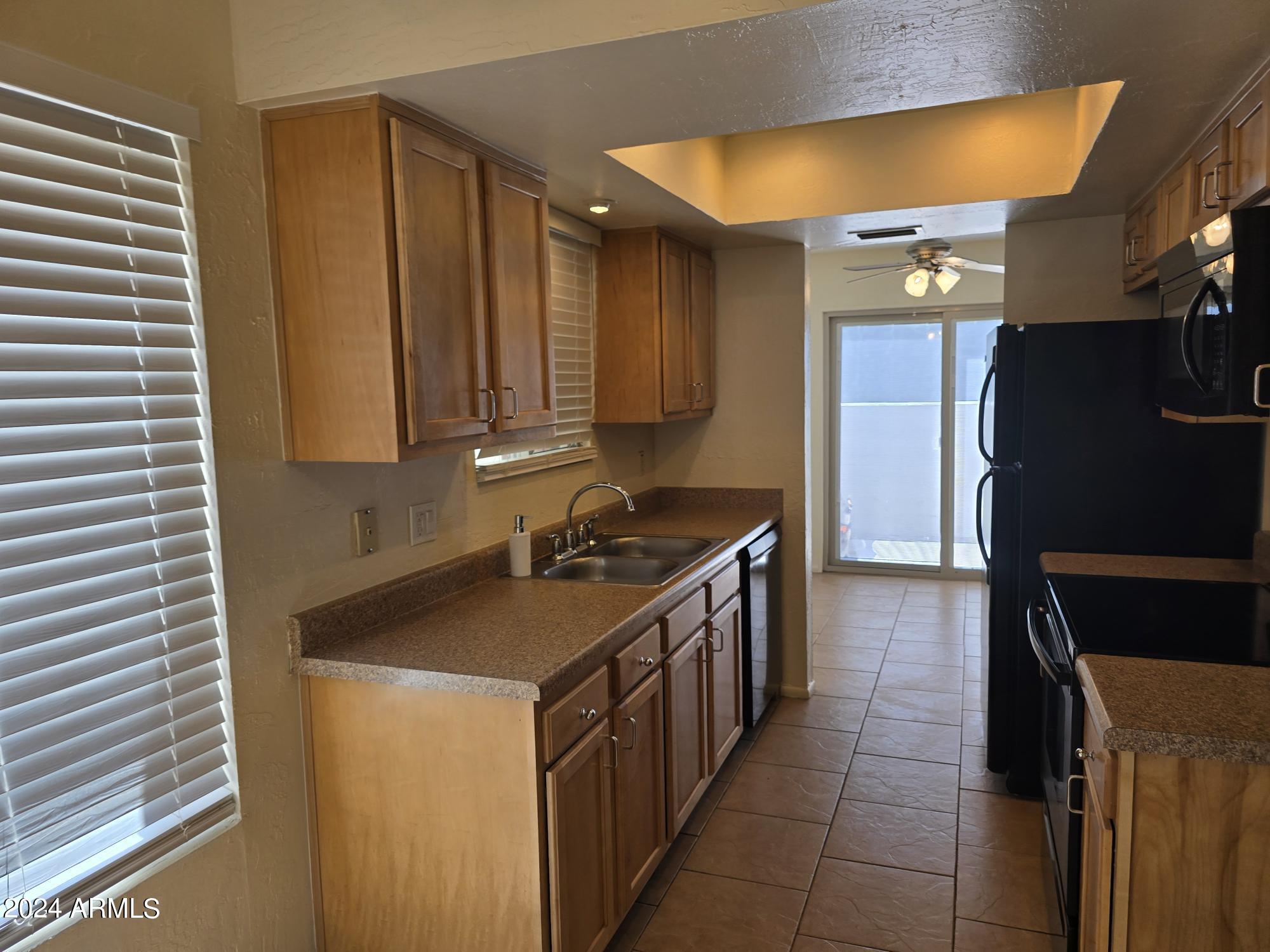 4747 North 14th Street, Unit J Phoenix, AZ 85014 - Photo 15 of 25 2024