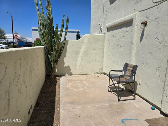 $1,495 | 4747 North 14th Street, Unit J, Phoenix, AZ 85014