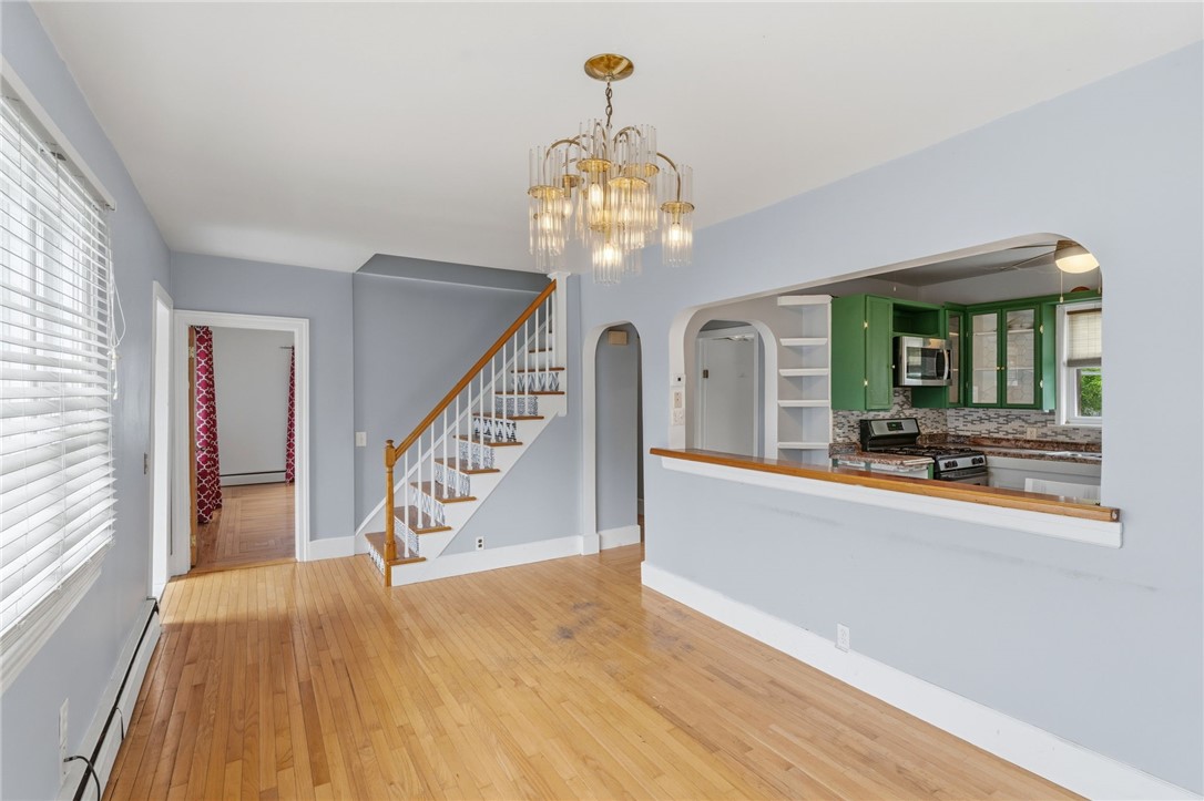 34 Intervale Road Cranston, RI 02910 - Photo 14 of 46