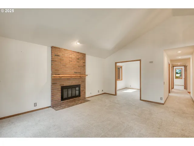 $255,000 | 15035 Northeast Sacramento Street, Unit 62, Portland, OR 97230