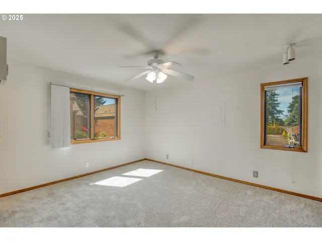 $255,000 | 15035 Northeast Sacramento Street, Unit 62, Portland, OR 97230