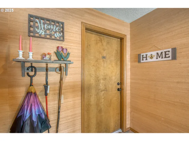 $255,000 | 15035 Northeast Sacramento Street, Unit 62, Portland, OR 97230