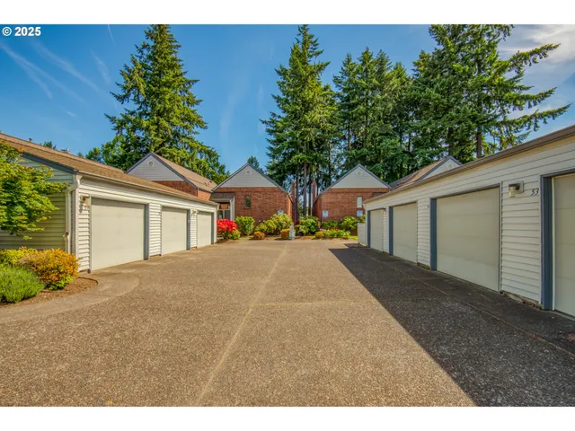 $255,000 | 15035 Northeast Sacramento Street, Unit 62, Portland, OR 97230