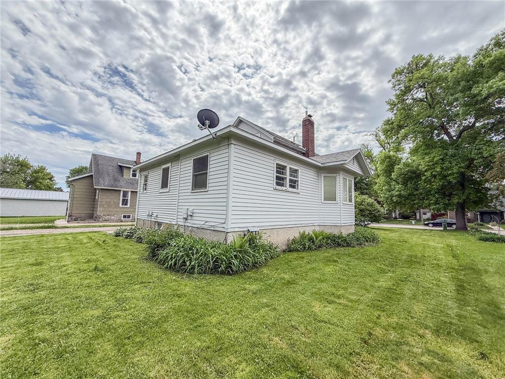 409 9th Street Southwest Willmar, MN 56201 - Photo 56 of 56