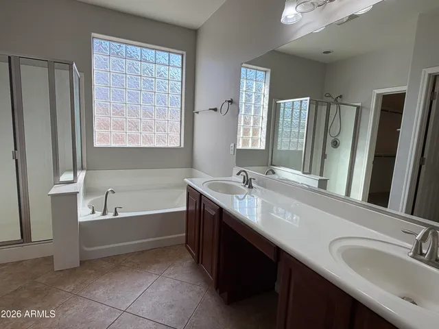 $2,300 | 15569 West Montecito Avenue, Goodyear, AZ 85395