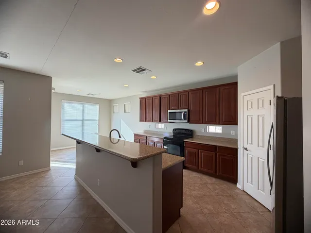 $2,300 | 15569 West Montecito Avenue, Goodyear, AZ 85395