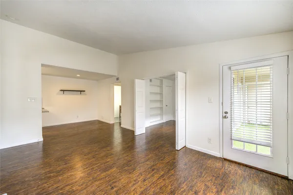 $1,250 | 2120 Wilcrest Drive, Unit 226, Houston, TX 77077