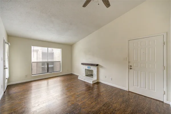 $1,250 | 2120 Wilcrest Drive, Unit 226, Houston, TX 77077