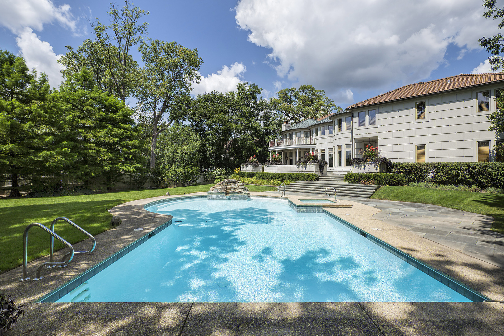 1115 Voltz Road Northbrook, IL 60062 - Photo 25 of 28 a view of a swimming pool with lounge chair