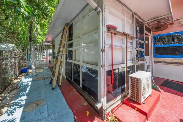 $2,475 | 334 East 18th Street, Unit 2, Hialeah, FL 33010