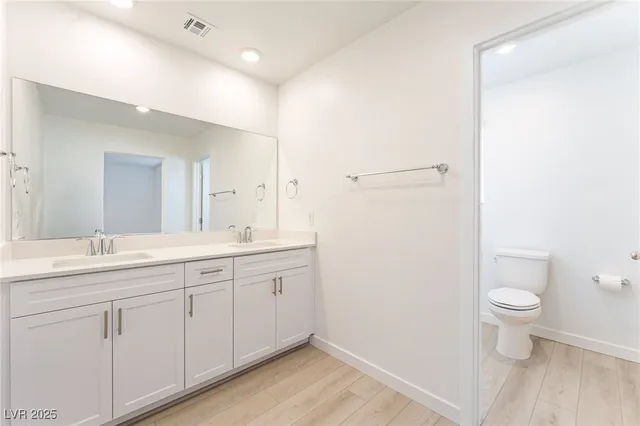 $2,200 | 943 Watford Place, Henderson, NV 89011