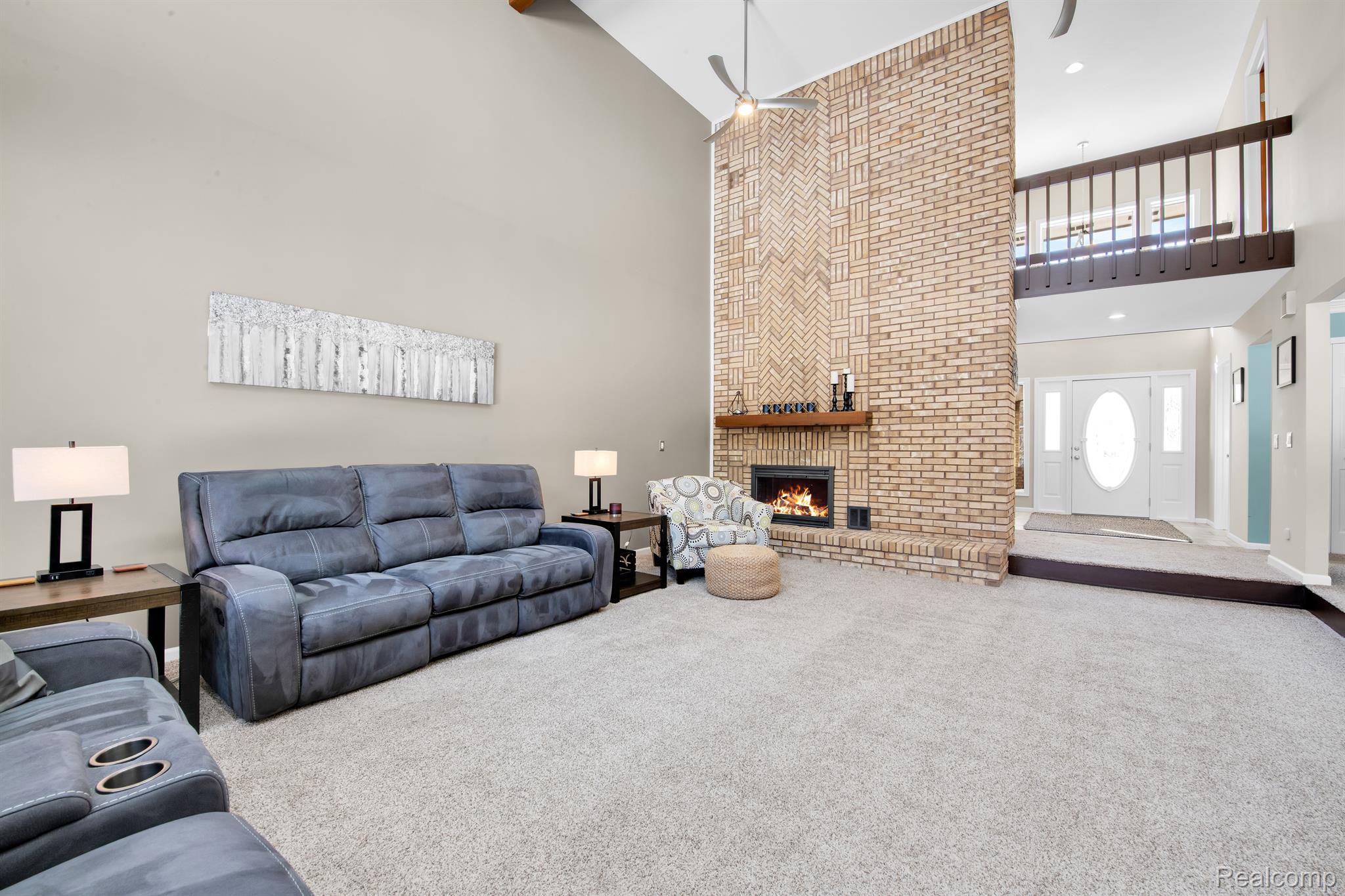 1339 East Gunn Road Rochester, MI 48306 - Photo 9 of 47 Living Room