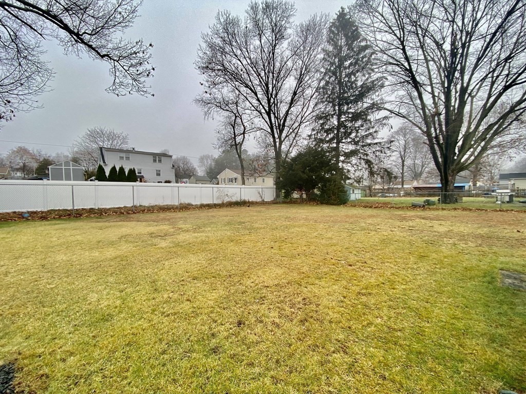 79 Powder Mill Road Southwick, MA 01077 - Photo 4 of 21 Gallery Image 4