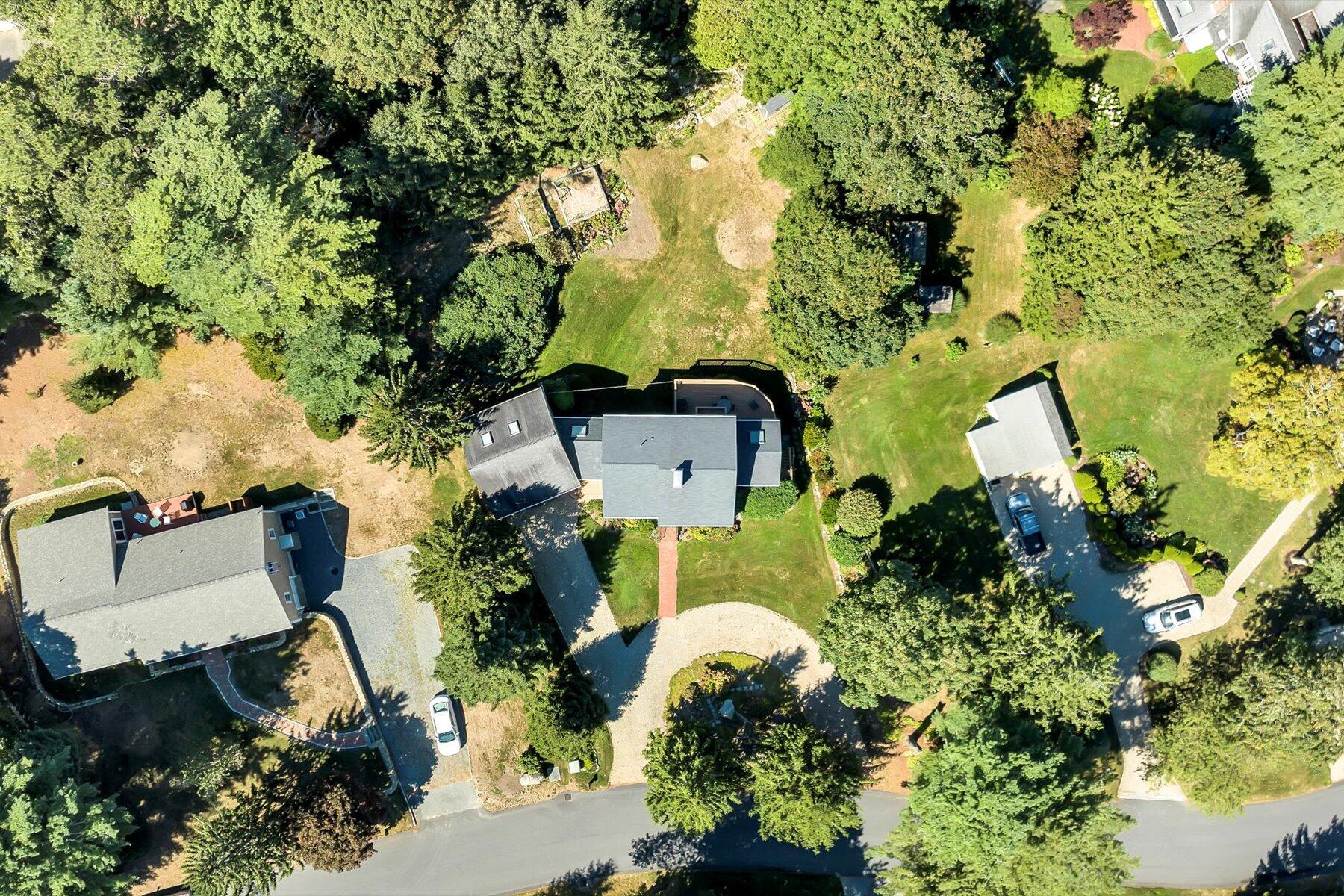 27 Colonial Way West Barnstable, MA 02668 - Photo 35 of 38 68-dji_fly_20240909_113112_46_1725903727