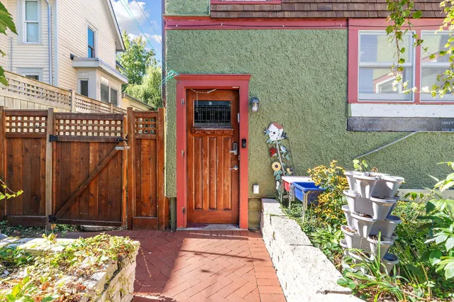 $925,000 | 3013 James Avenue South, Minneapolis, MN 55408