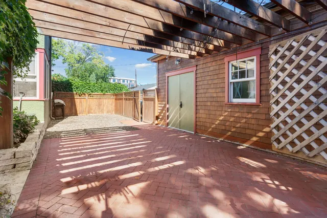 $925,000 | 3013 James Avenue South, Minneapolis, MN 55408