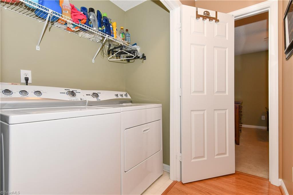4406 Single Tree Lane High Point, NC 27265 - Photo 20 of 23 Laundry