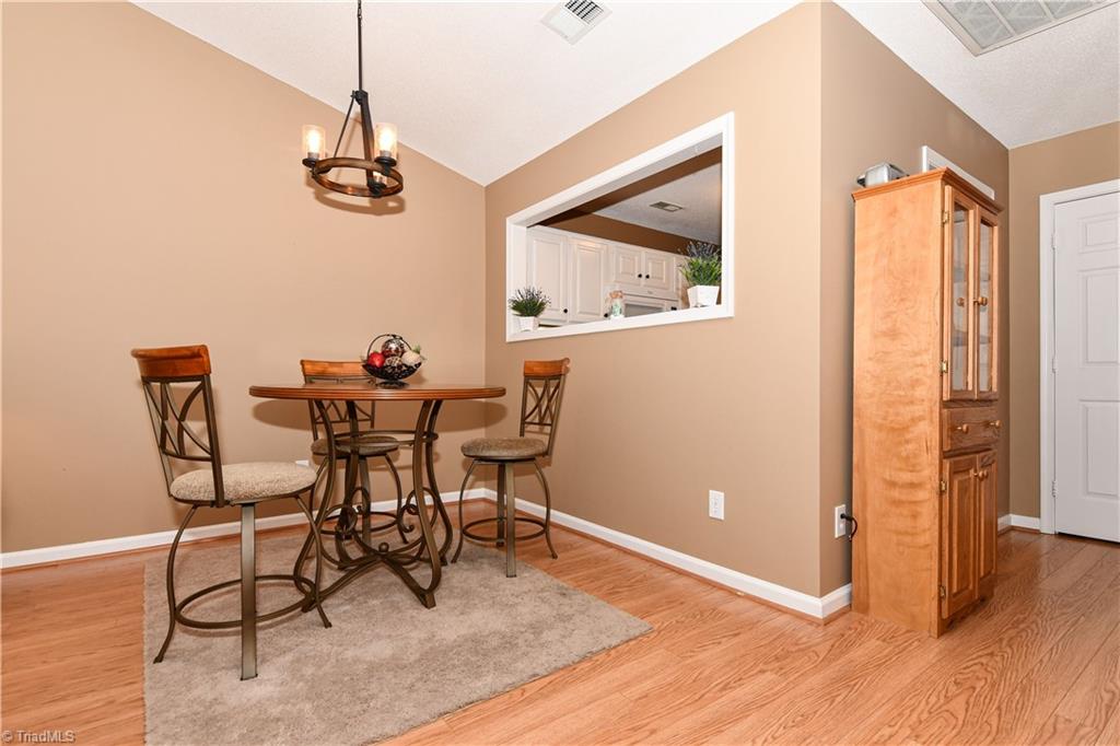 4406 Single Tree Lane High Point, NC 27265 - Photo 8 of 23 Dining area
