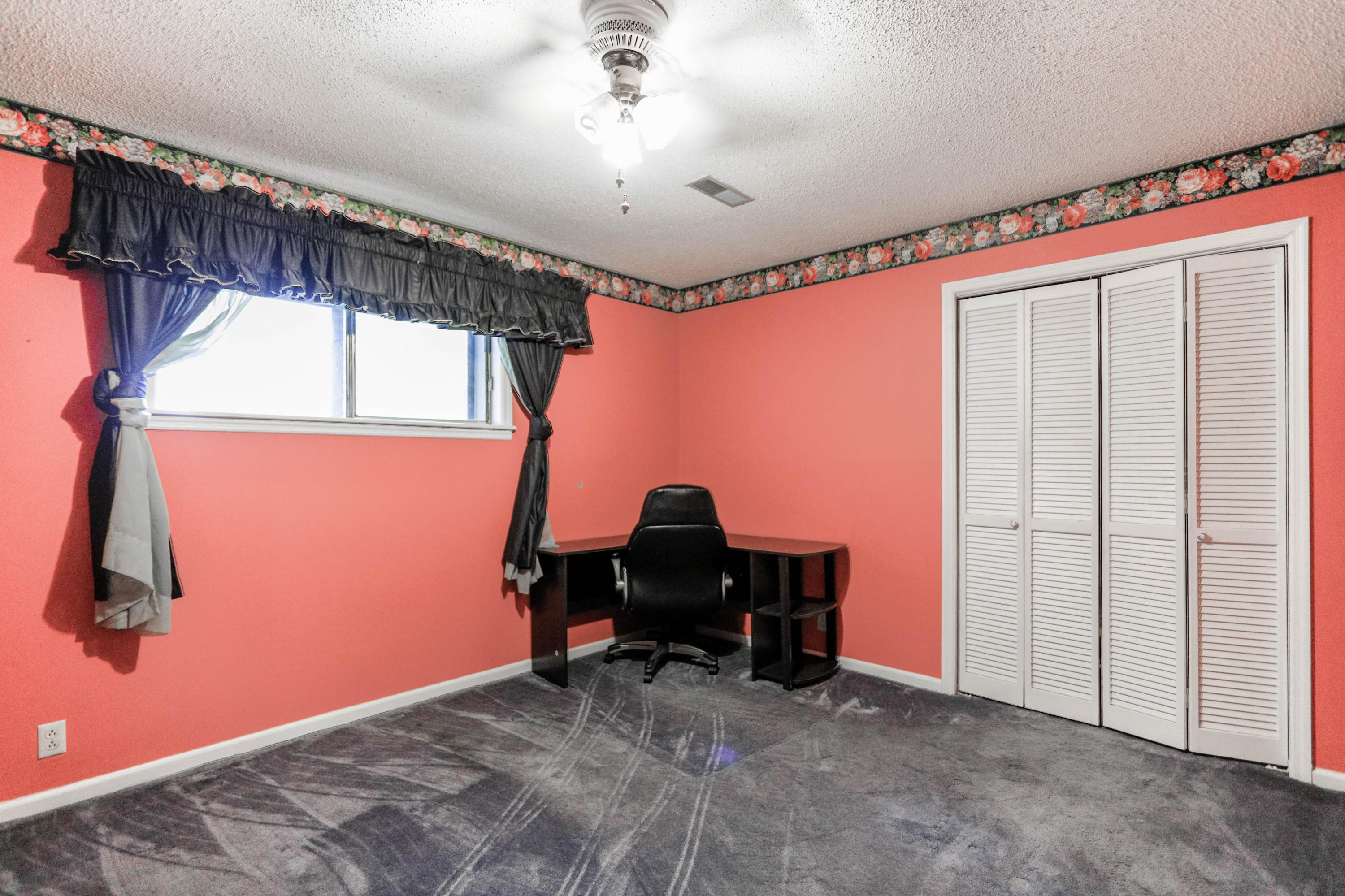 778 Keith Mill Road Southeast Dalton, GA 30721 - Photo 11 of 36 7C9A4936-HDR