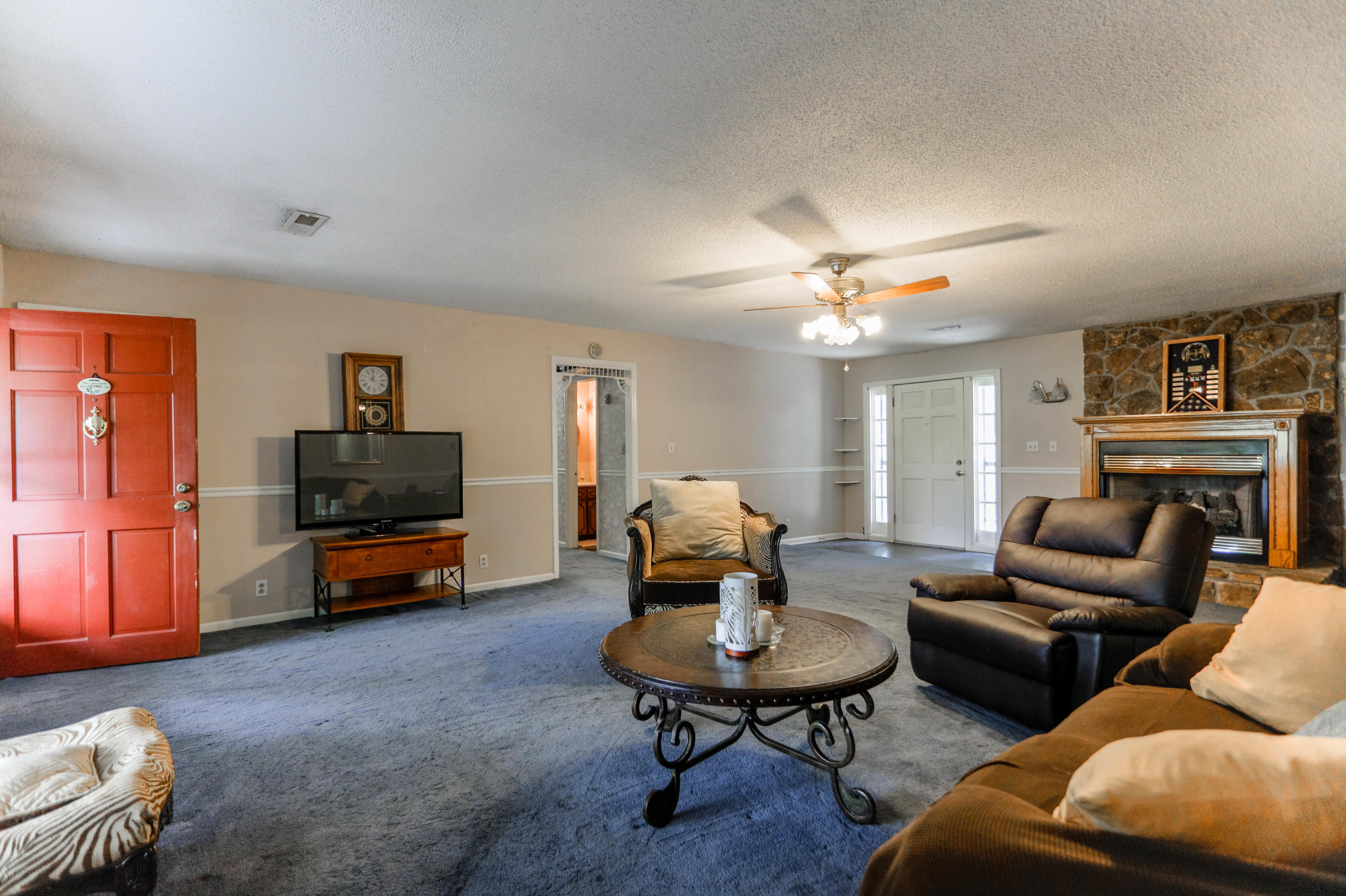 778 Keith Mill Road Southeast Dalton, GA 30721 - Photo 7 of 36 7C9A4924-HDR