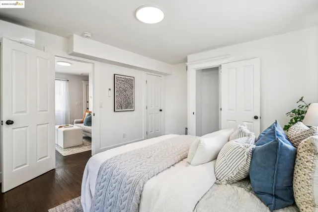 a view of a storage & utility room with washer and dryer