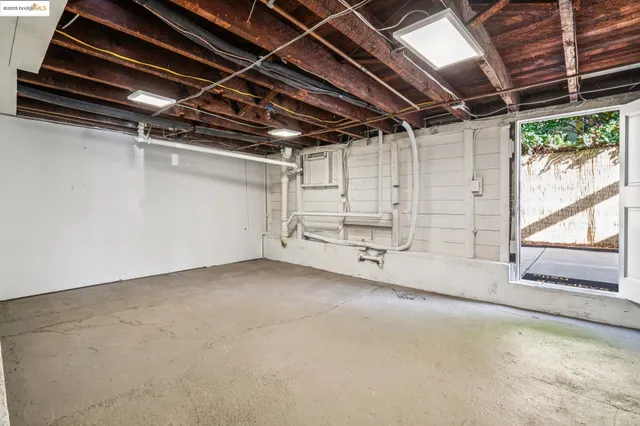 a view of outdoor space yard deck and patio