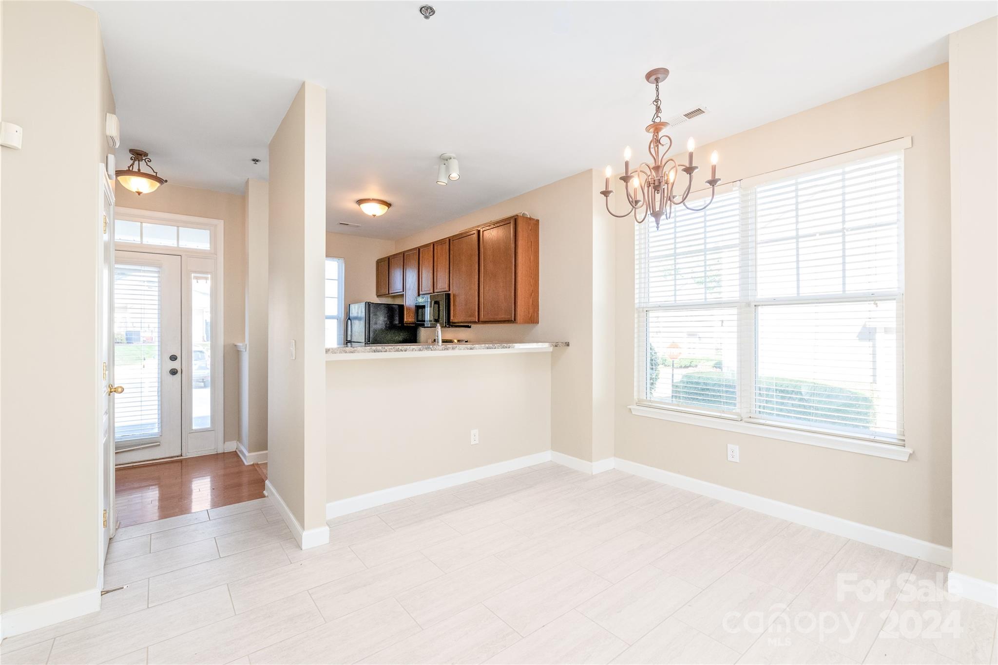 2826 Avalon Loop Road Charlotte, NC 28269 - Photo 9 of 35 Gallery Image 9