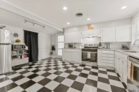 $230,000 | 8130 Rainbow Drive, Baton Rouge, LA 70809