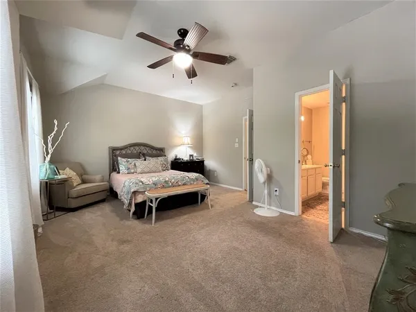 $1,850 | 10 Butterfly Branch Place, The Woodlands, TX 77382