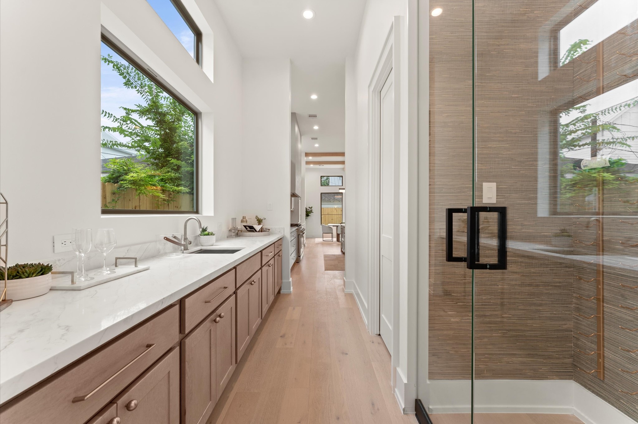 710 East 18th Street Houston, TX 77008 - Photo 24 of 48