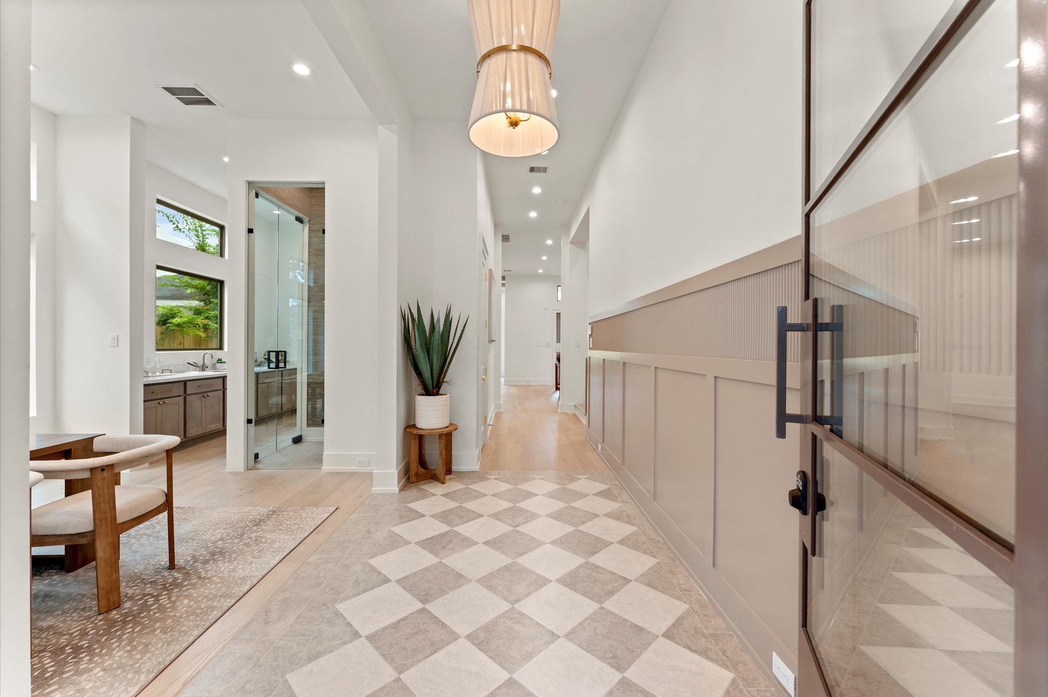 710 East 18th Street Houston, TX 77008 - Photo 5 of 48