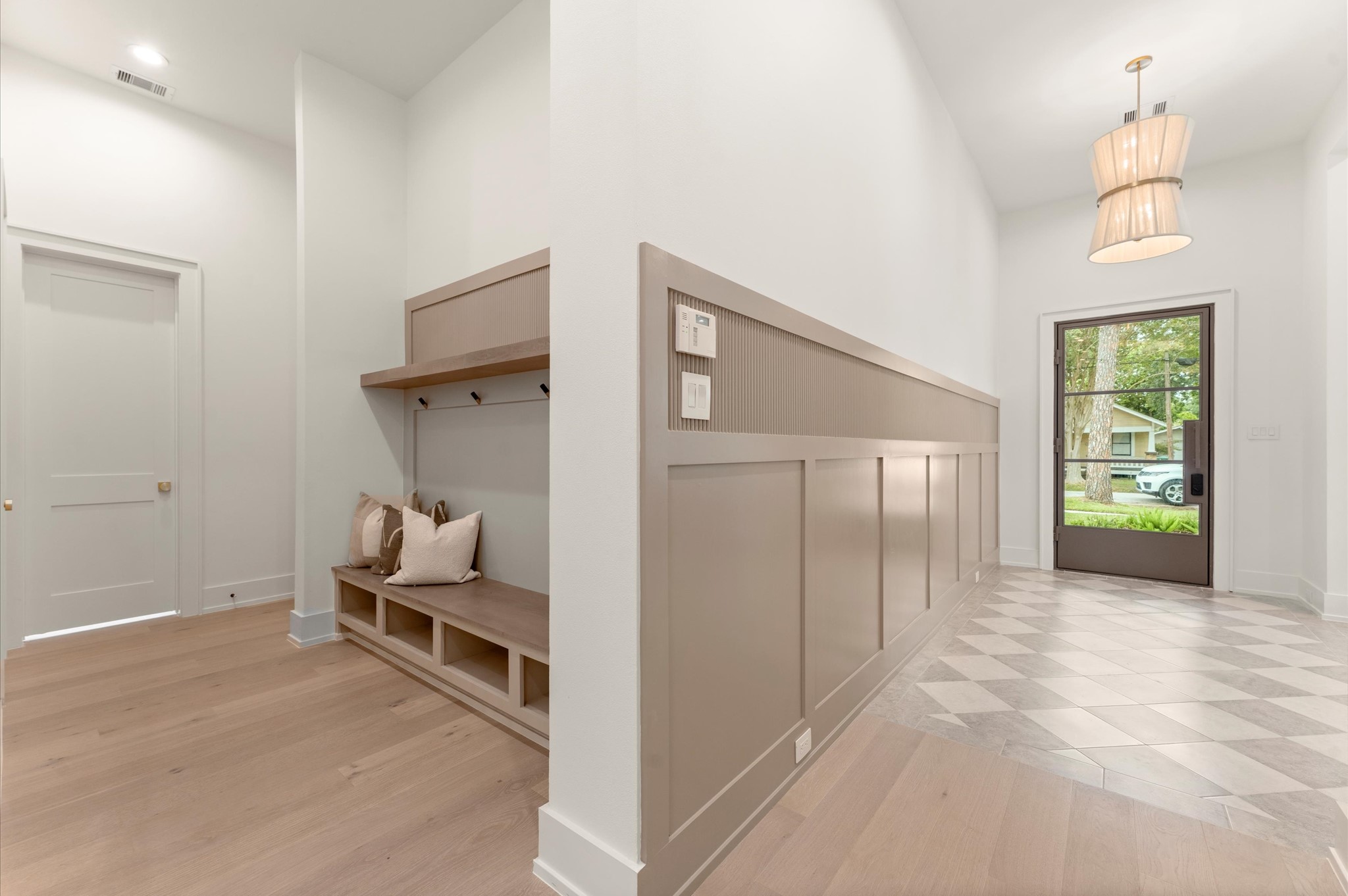 710 East 18th Street Houston, TX 77008 - Photo 7 of 48