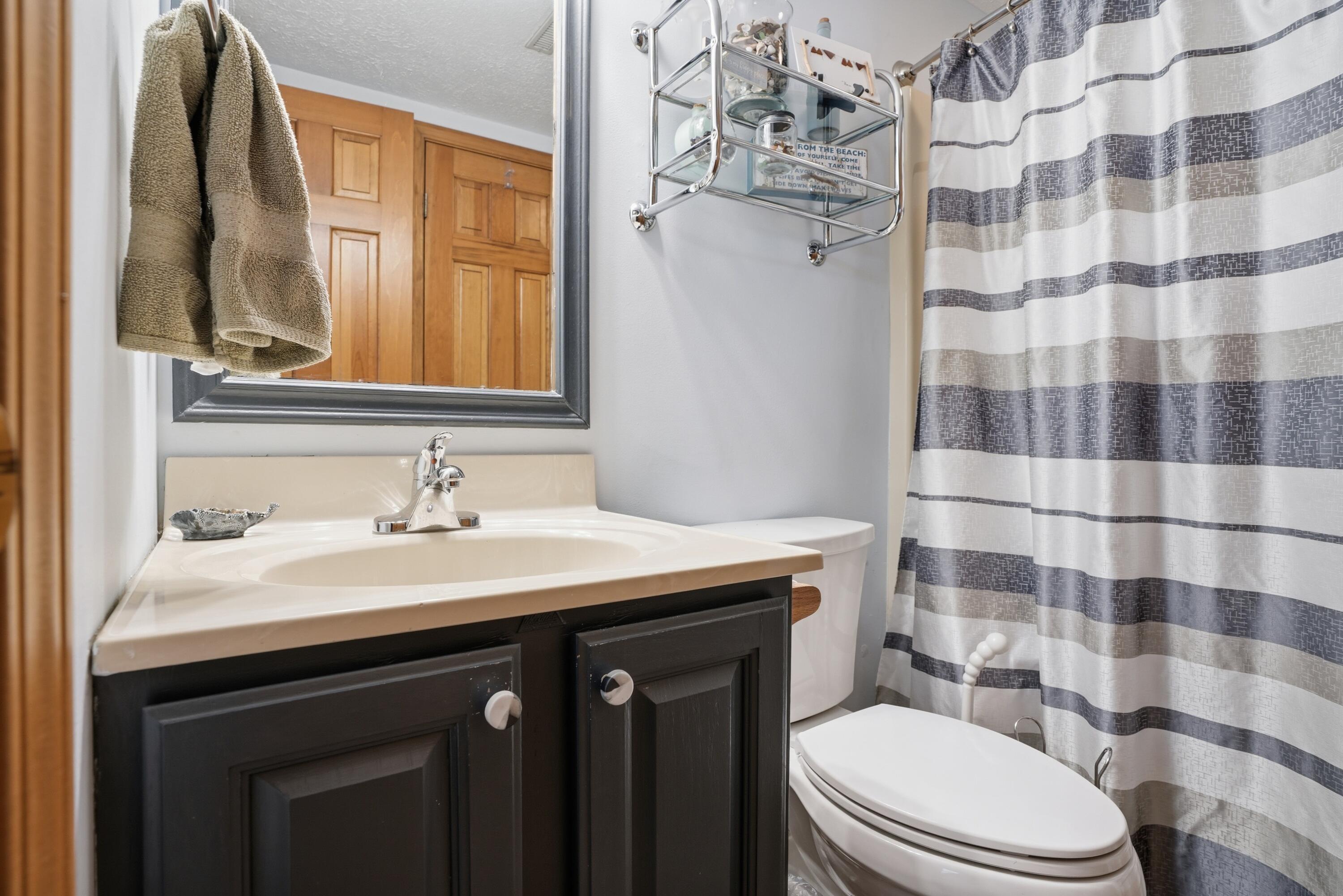 264 Springhill Drive Valparaiso, IN 46385 - Photo 19 of 27 3000x2001