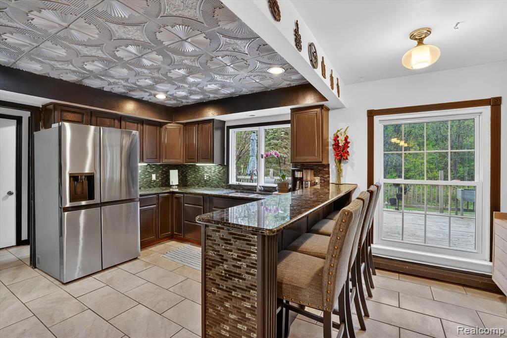 17301 Donohue Road Pinckney, MI 48169 - Photo 5 of 40