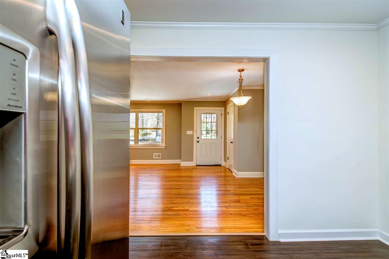 302 South Wingate Road Greenville, SC 29605 - Photo 18 of 36 Gallery Image 18