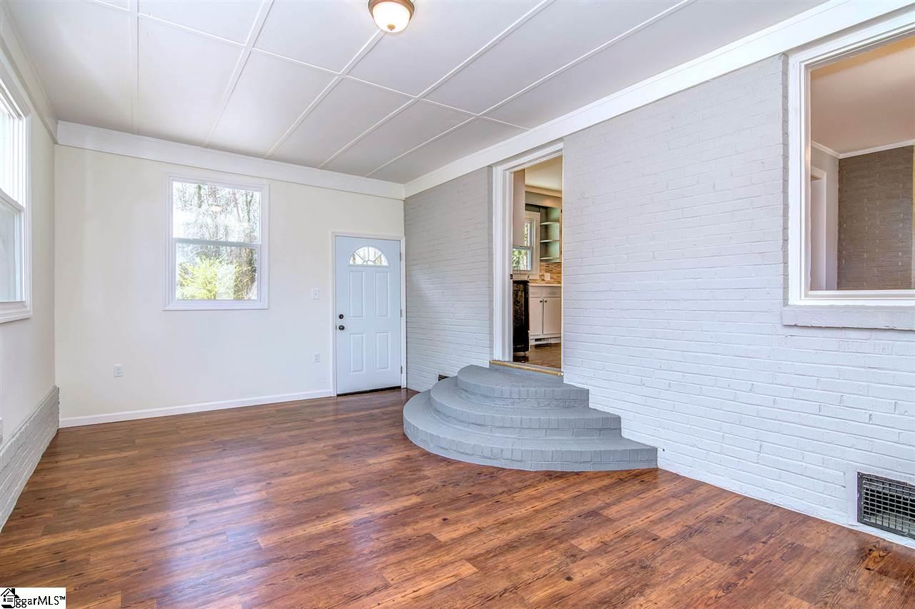 302 South Wingate Road Greenville, SC 29605 - Photo 19 of 36 Gallery Image 19