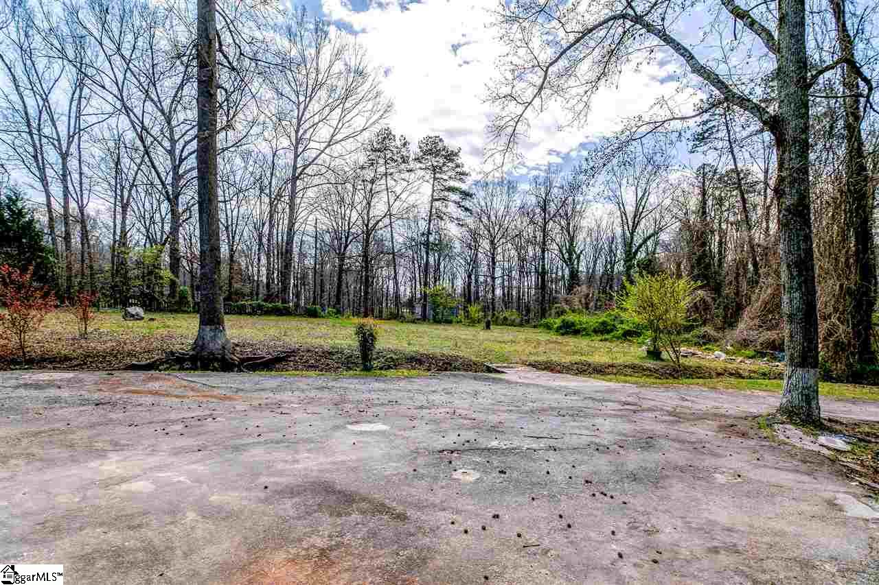 302 South Wingate Road Greenville, SC 29605 - Photo 22 of 36 Gallery Image 22