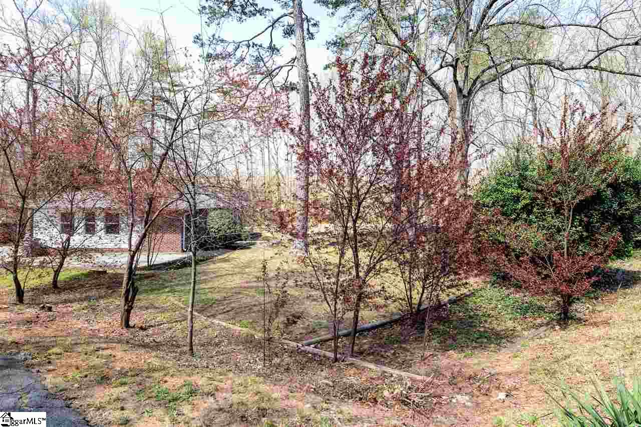 302 South Wingate Road Greenville, SC 29605 - Photo 7 of 36 Gallery Image 7