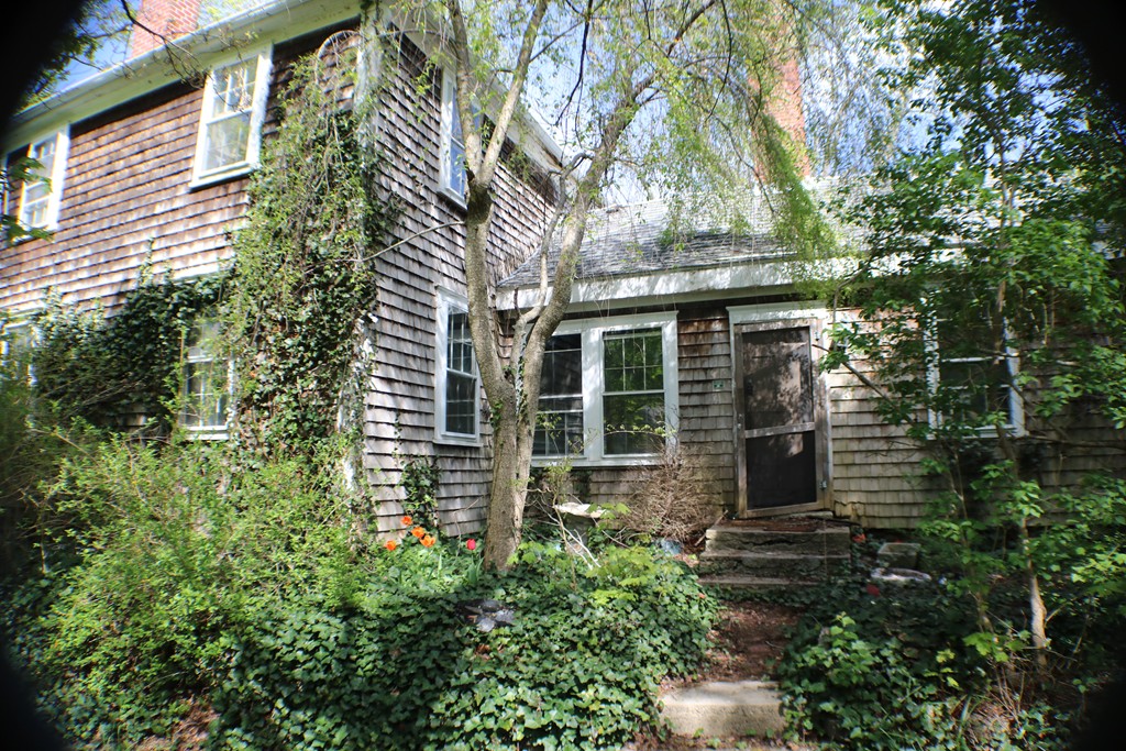 4 Mayflower Road Plympton, MA 02367 - Photo 3 of 5 Gallery Image 3