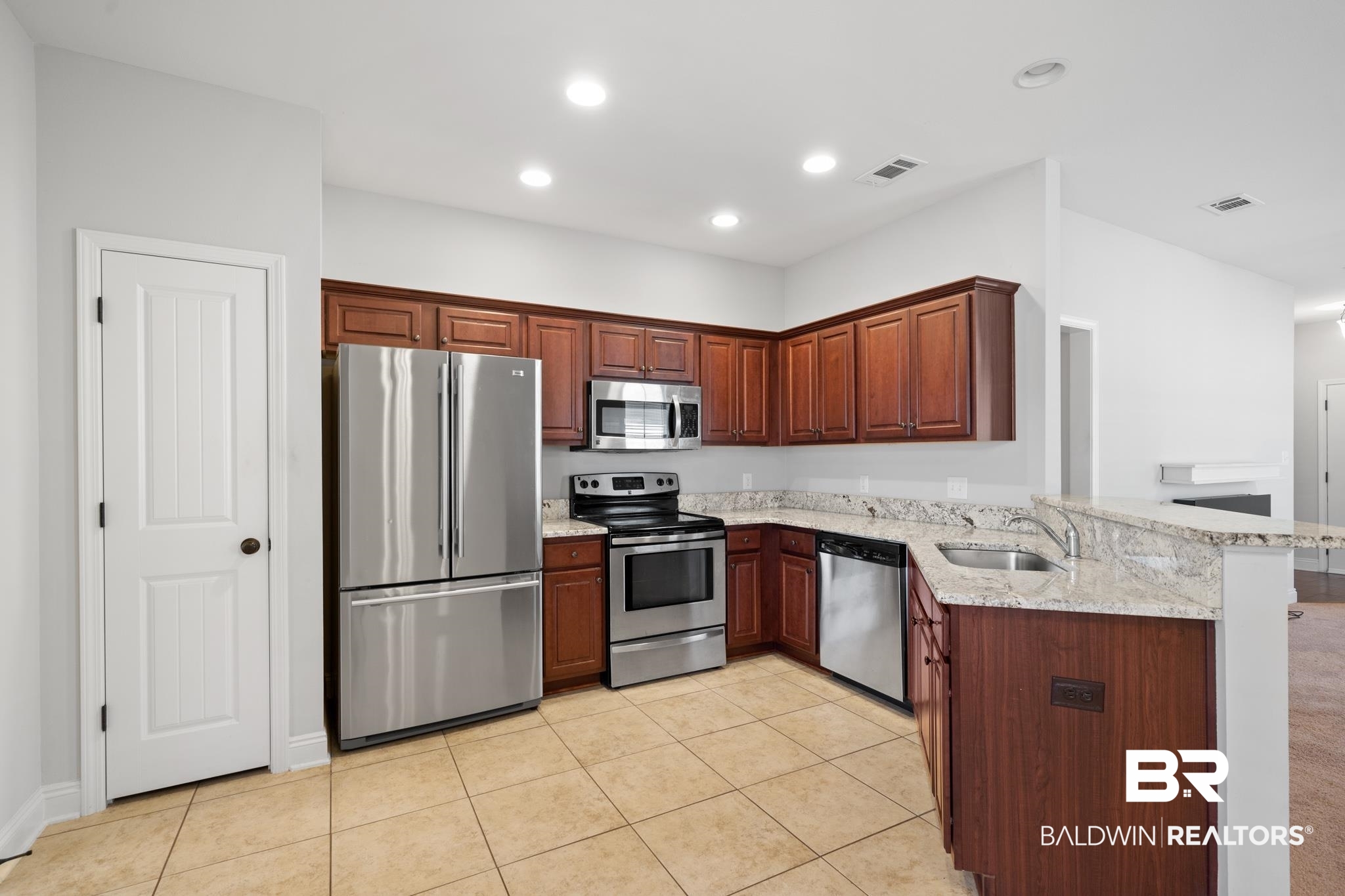 2125 Spring Grove North Mobile, AL 36695 - Photo 8 of 18