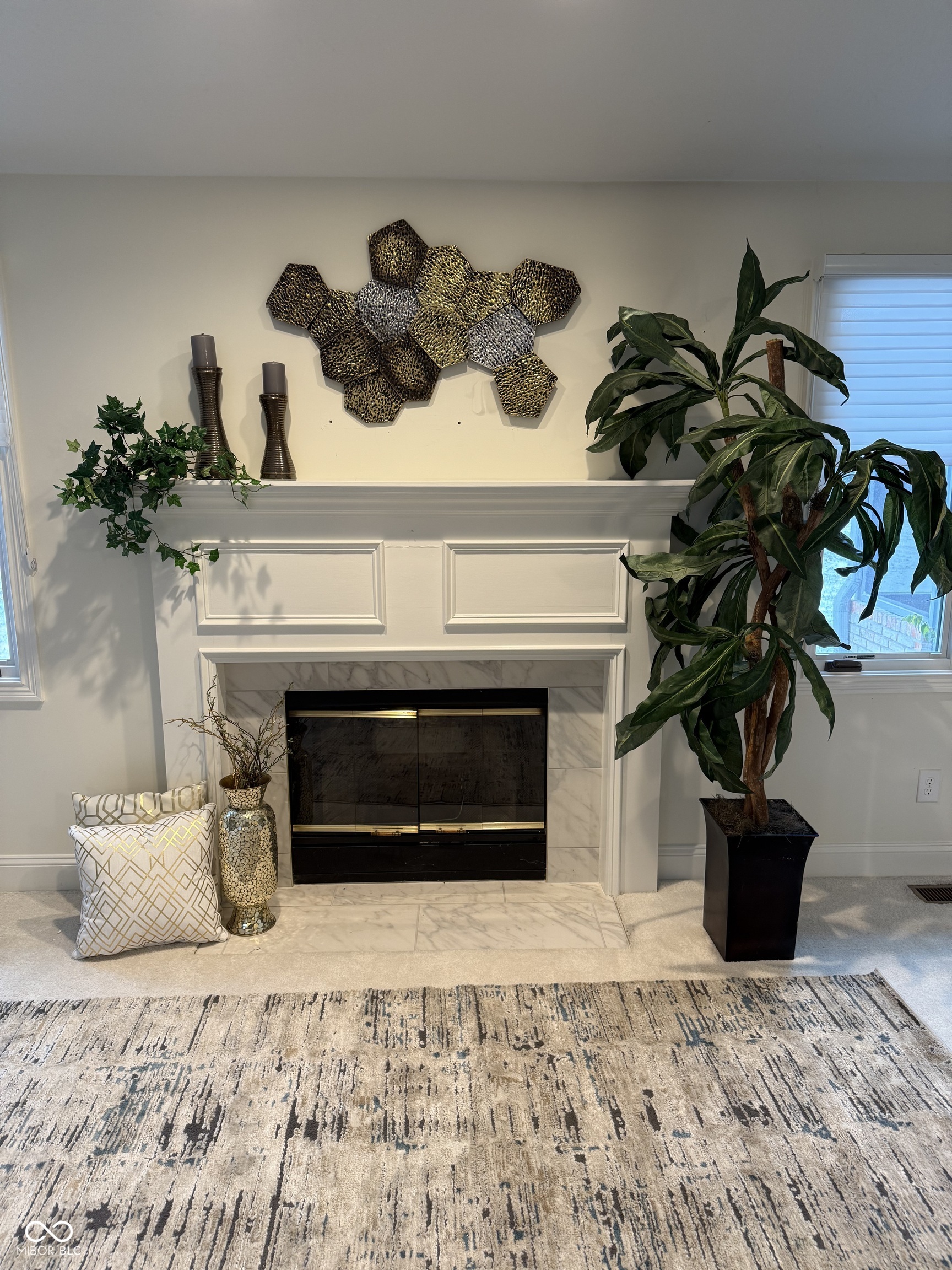 2407 Caramore Circle Anderson, IN 46011 - Photo 13 of 57