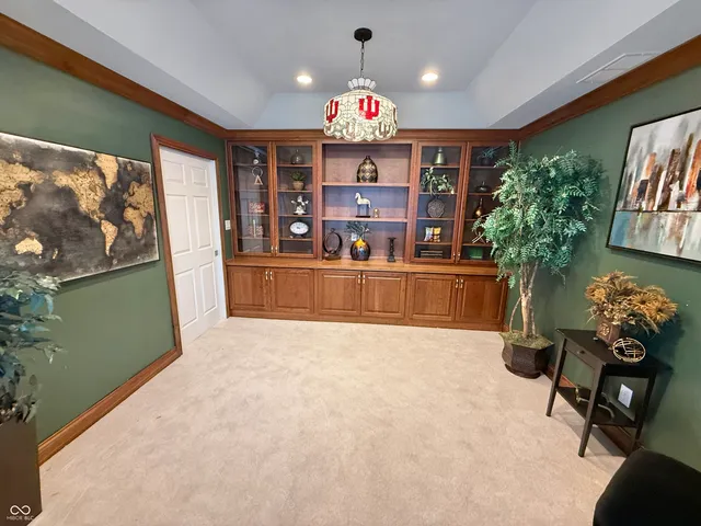 $330,000 | 2407 Caramore Circle, Anderson, IN 46011