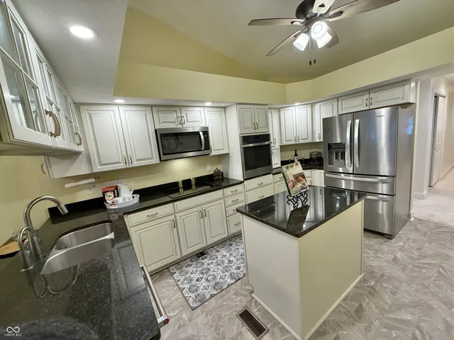 $330,000 | 2407 Caramore Circle, Anderson, IN 46011